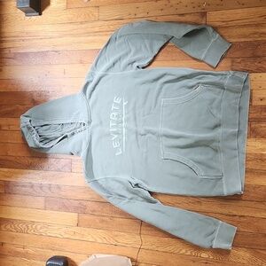 LAST CHANCE Levitate sweatshirt